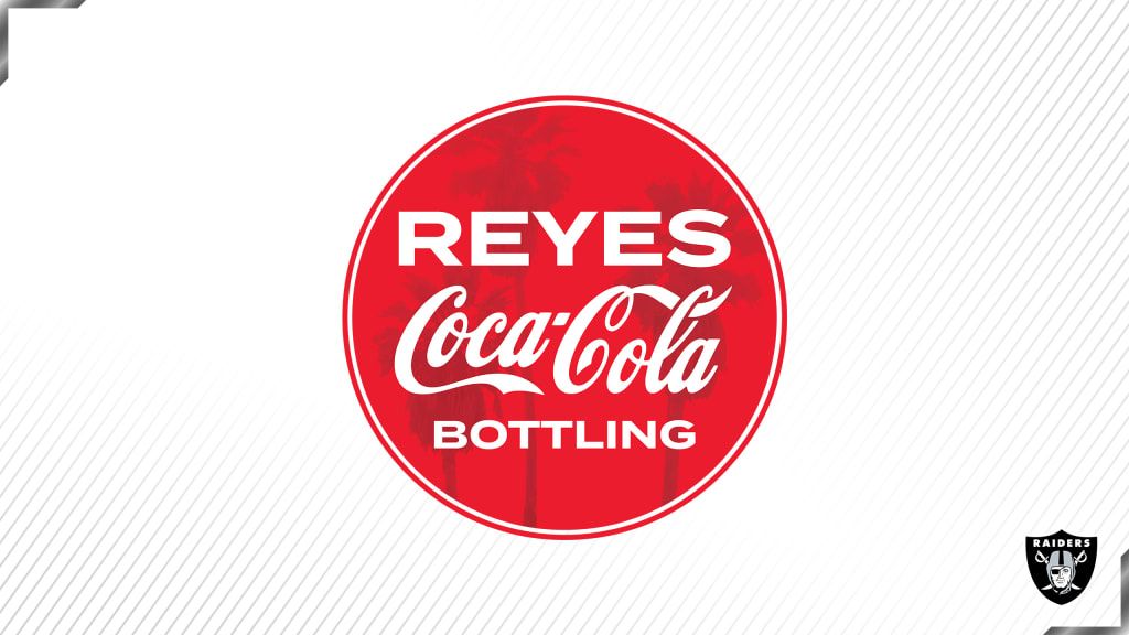 Los Raiders firman un acuerdo para llevar a Coca-Cola al Allegiant Stadium