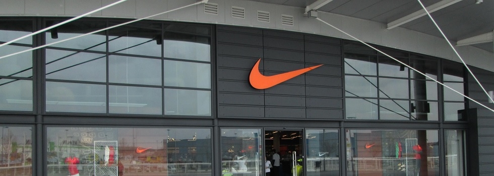 StockX se encara a Nike y alega que la empresa “carece de comprensión sobre los NFT”