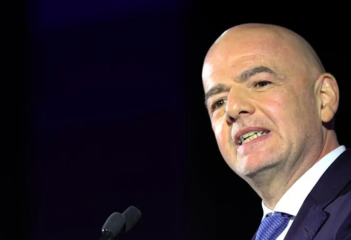 FIFA aumentará sus ingresos a siete mil millones dólares